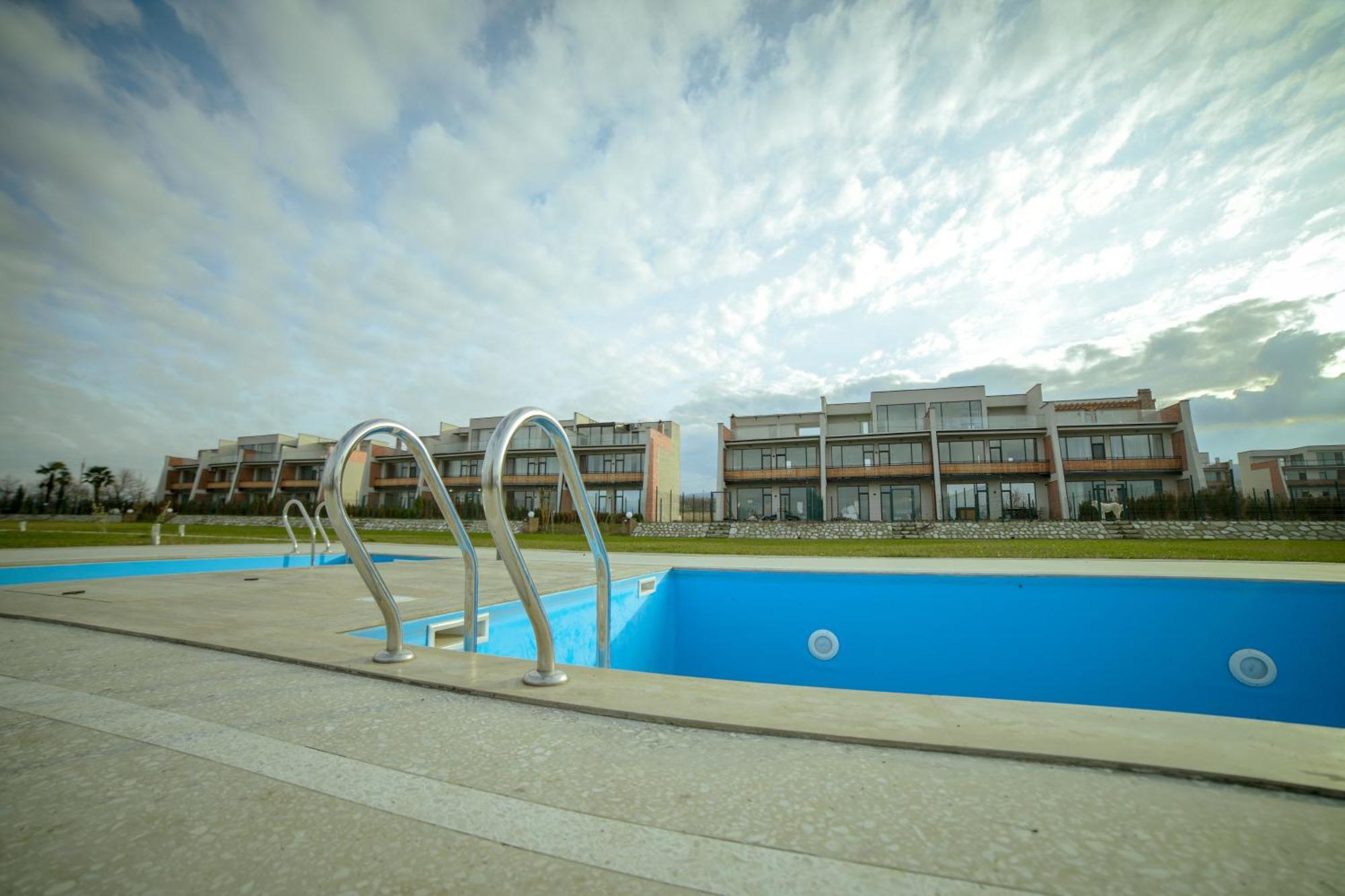 Luxury In Alazani Valley Villa